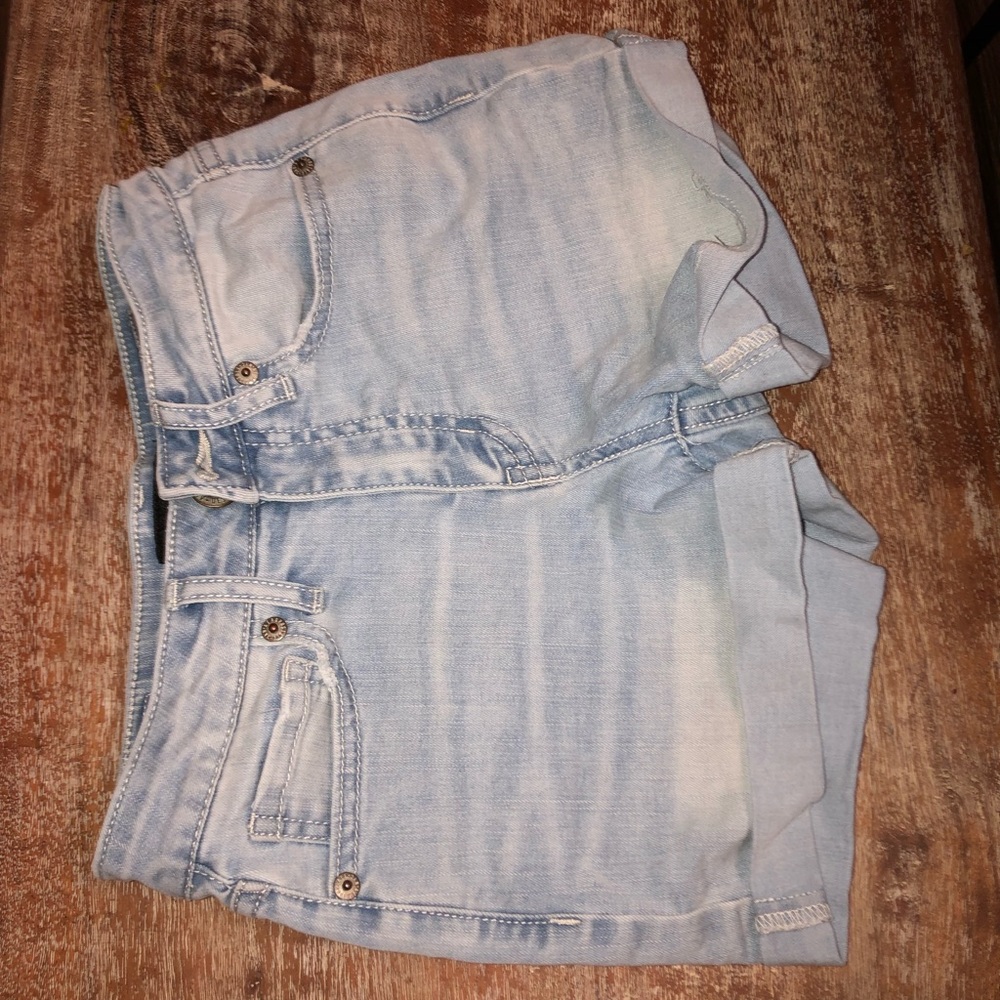 aeropostale light wash denim shorts